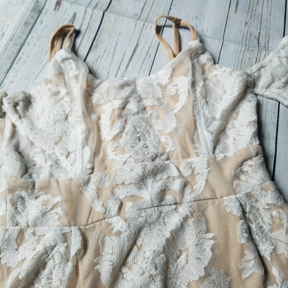 For Love and Lemons Nude Lace Dress Size small - Picture 2 of 7